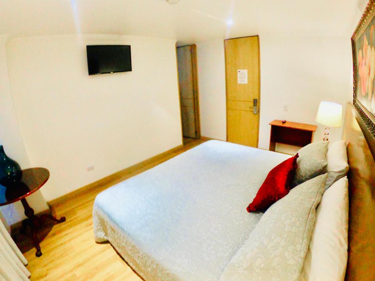Hotel Casa Mahanaim Colferias, Богота Экстерьер фото