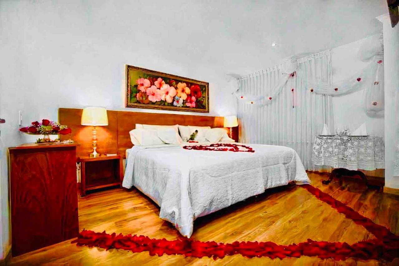 Hotel Casa Mahanaim Colferias, Богота Экстерьер фото