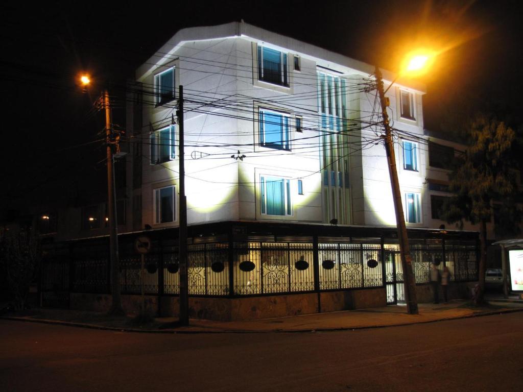 Hotel Casa Mahanaim Colferias, Богота Экстерьер фото