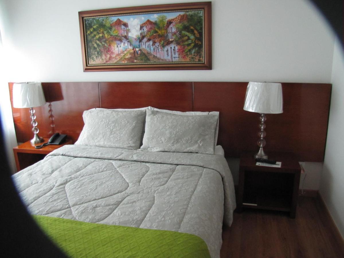 Hotel Casa Mahanaim Colferias, Богота Экстерьер фото